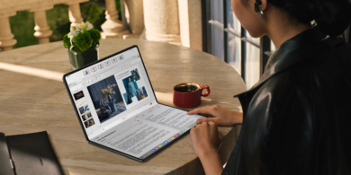 Huawei представила MateBook Fold — ноутбук в виде большого складного экрана
